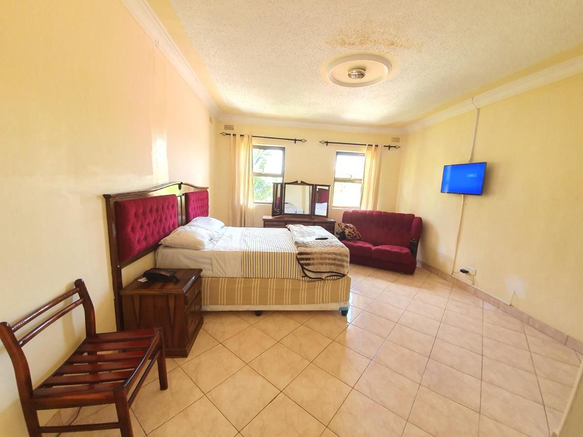 The Palace Guest House Harare Exteriér fotografie