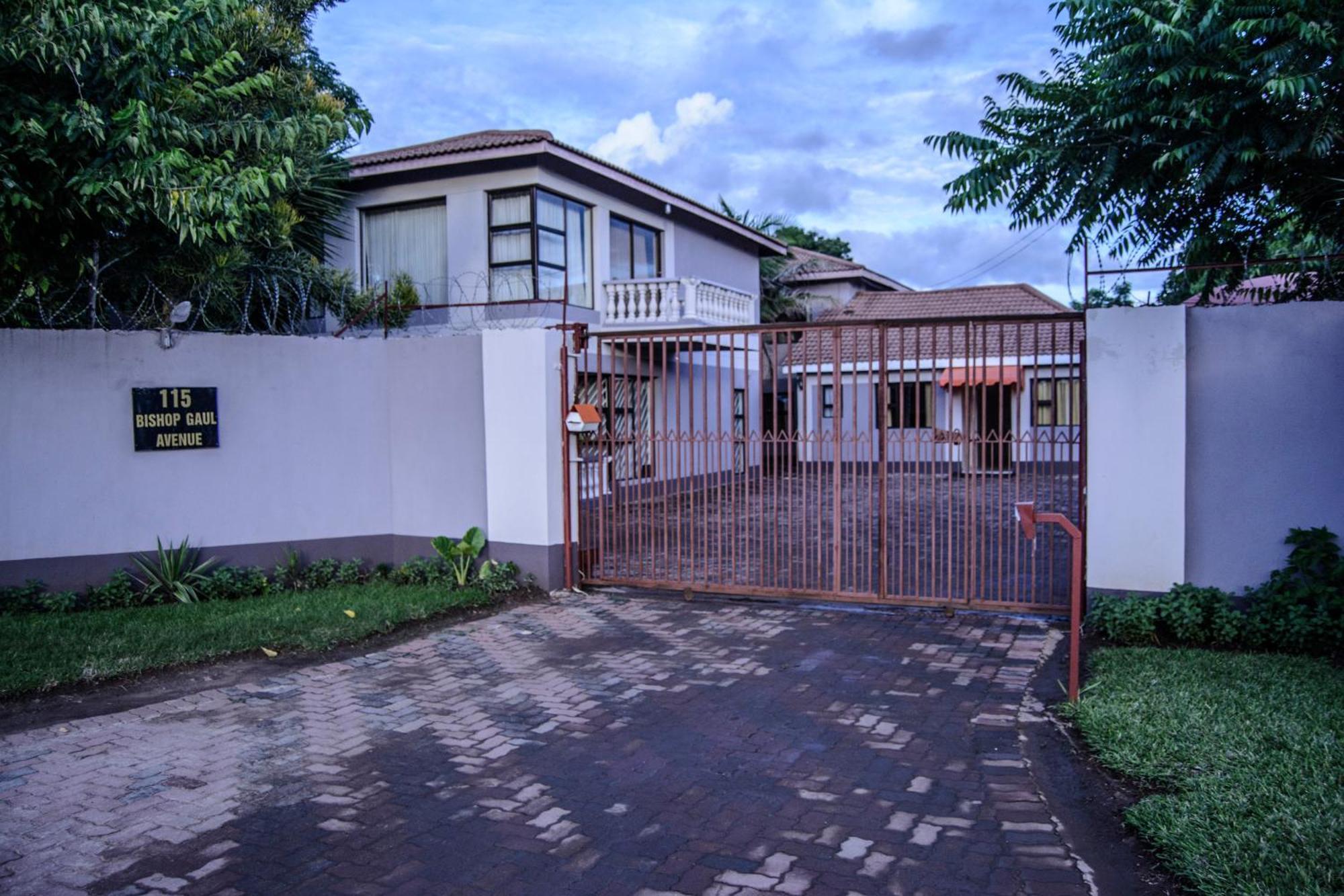 The Palace Guest House Harare Exteriér fotografie
