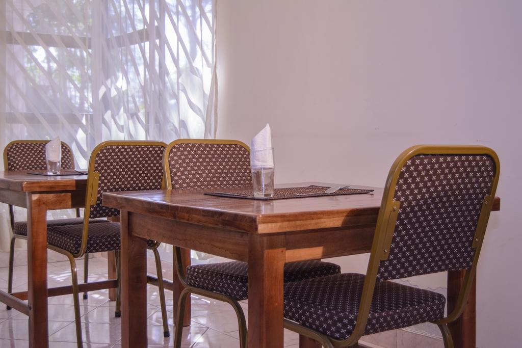 The Palace Guest House Harare Exteriér fotografie